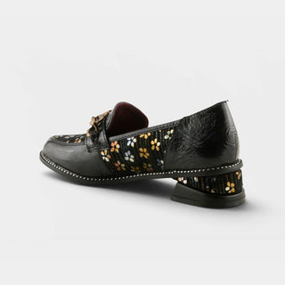 L'Artiste Shiny Shoes