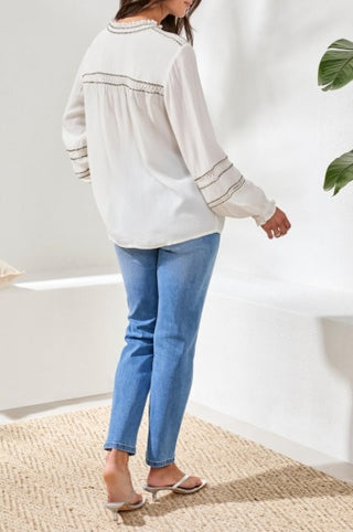 Button front top