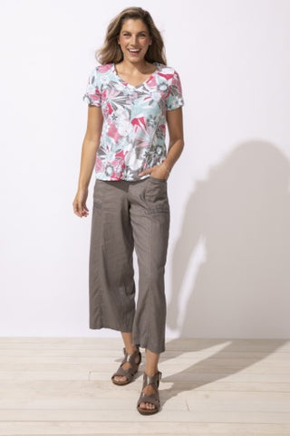 FIJI FLORAL V-NECK TEE S26E
