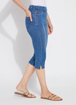 Lyssé Granada Front Pocket Capri Jeans in Mid Wash