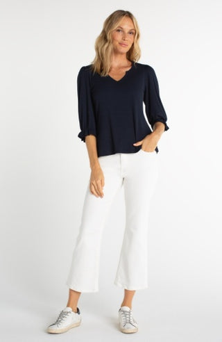 elbow sleeve notch knit tee