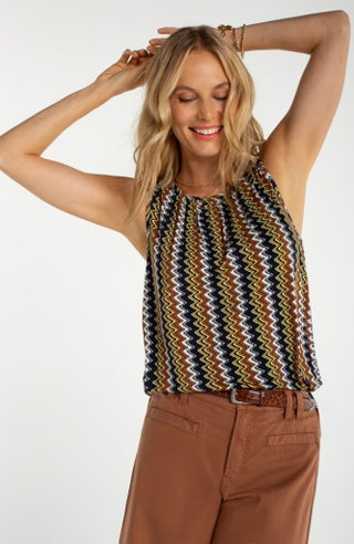 slvless knit top w/ keyhole