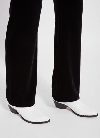 Lyssé Velvet Pant — Curvy