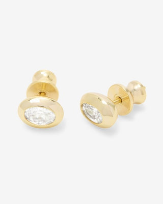 She's a Boss Studs 6mm